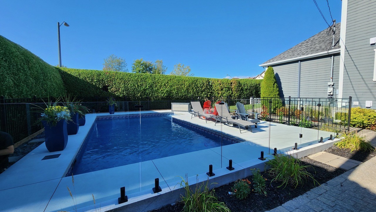 Entrepreneur en clôture résidentielle et commerciale au Québec par Sécuribec