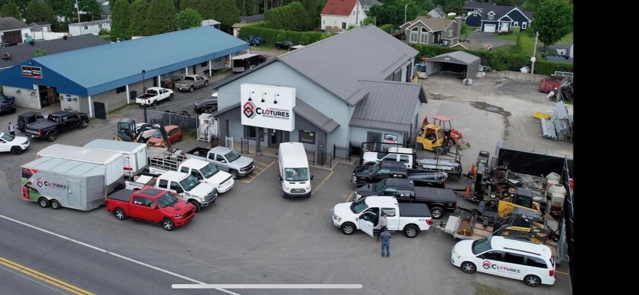 Maillage de clôture industrielle pour haute sécurité au Québec